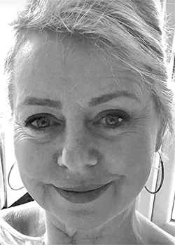 Siobhan Fogarty - Director The Curious Theatre Company bw